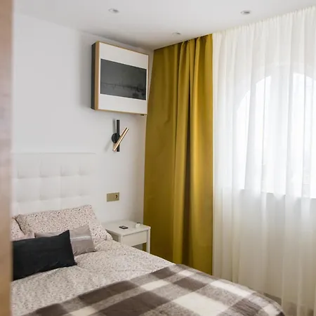 Atlantic Saphire * אדחה