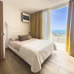 Atlantic Saphire Vila